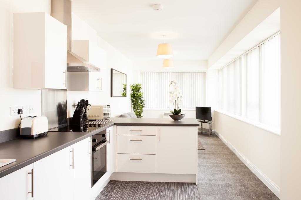 Guild House Apartment Swindon Exterior photo