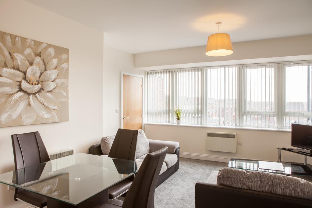 Guild House Apartment Swindon Exterior photo