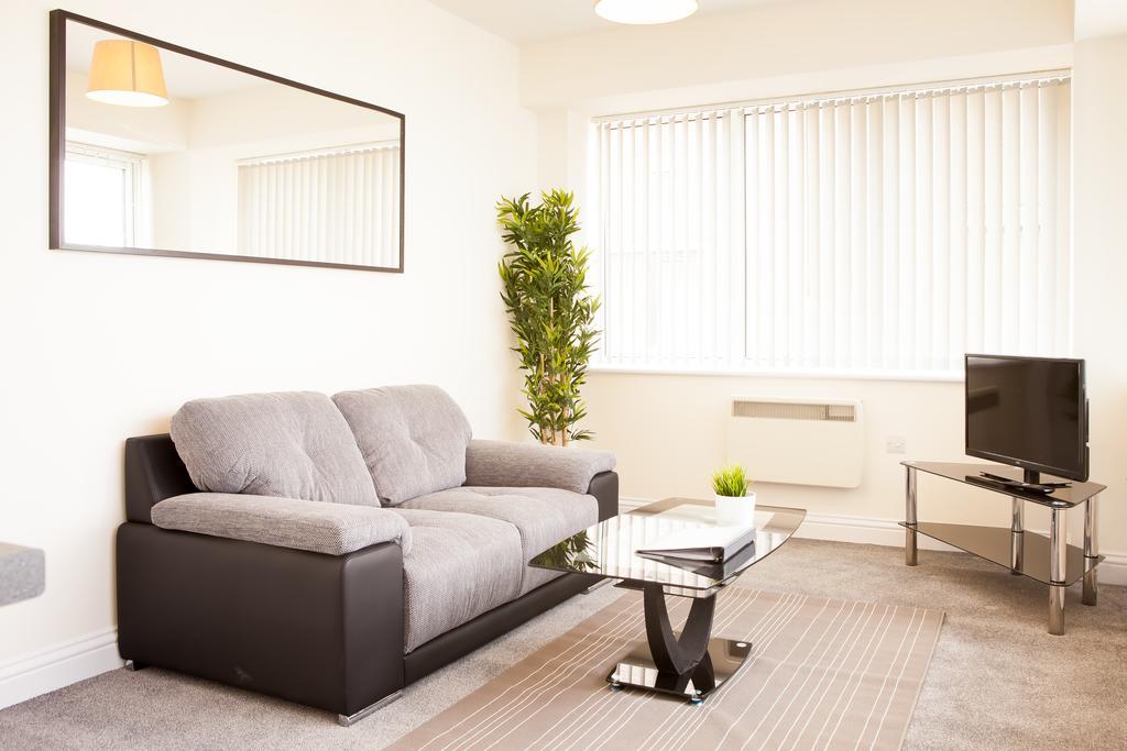 Guild House Apartment Swindon Exterior photo